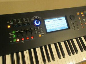 Yamaha MODX8 Keyboard