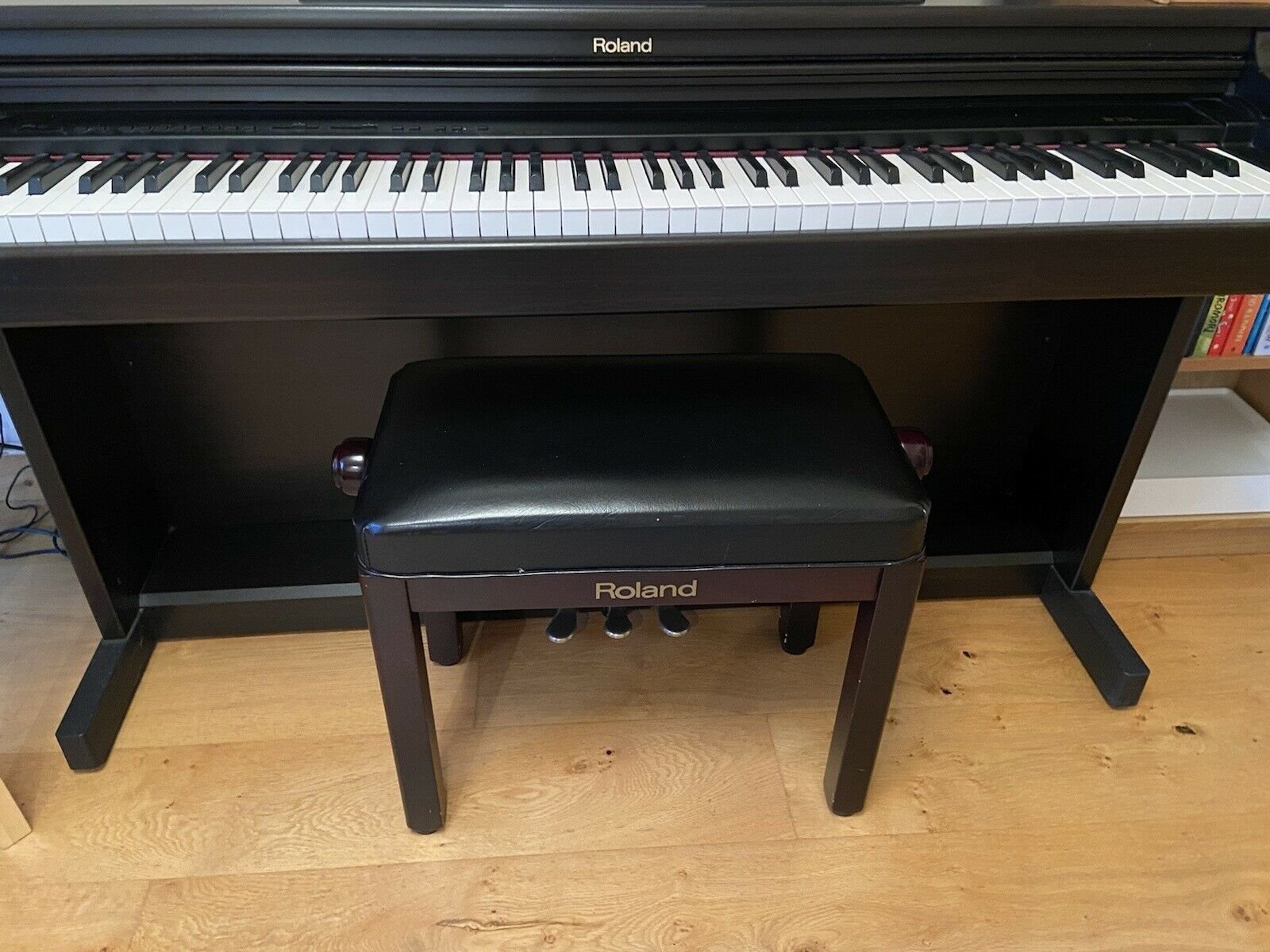 Roland JUNO-60 Synthesizer Keyboard Vintage Hard case  black 602