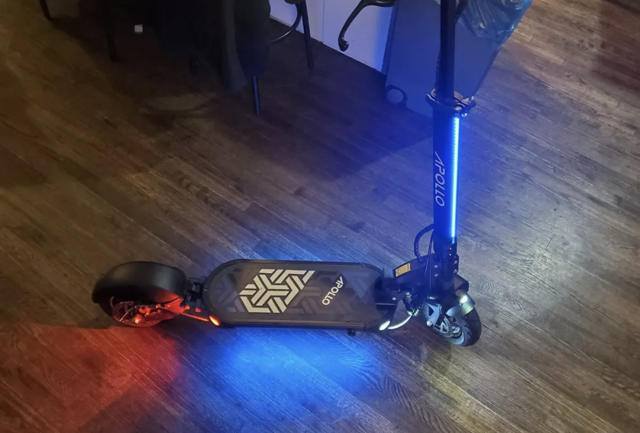 Apollo Explore Electric Scooter