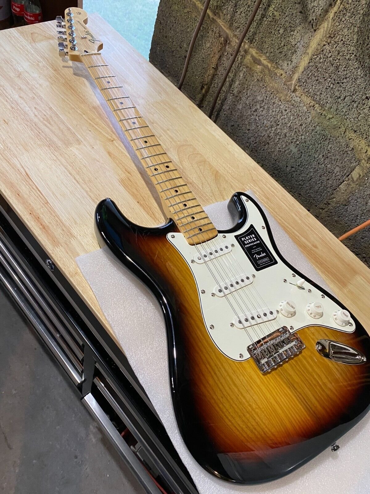 Fender Player Stratocaster 3 Color Sunburst New 